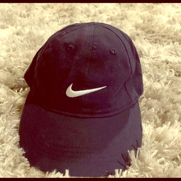 Kids Blue Nike hat - Picture 1 of 2